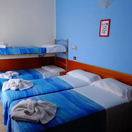 Hotel Santiago 3*
