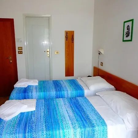 Santiago Hotel 3*