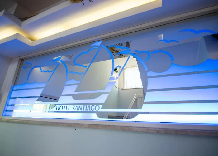 Santiago 3* רימיני