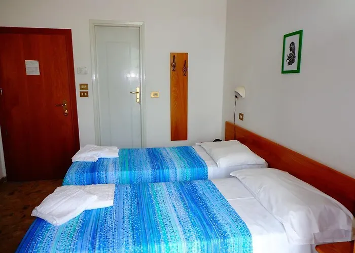 Santiago Otel 3*