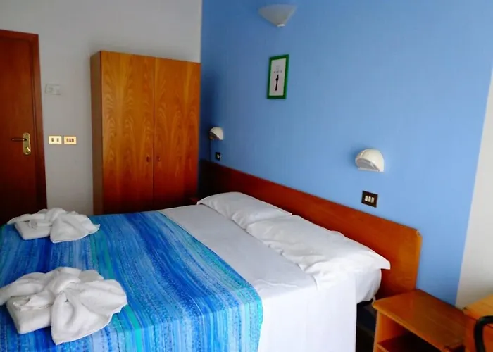 Santiago Otel Rimini